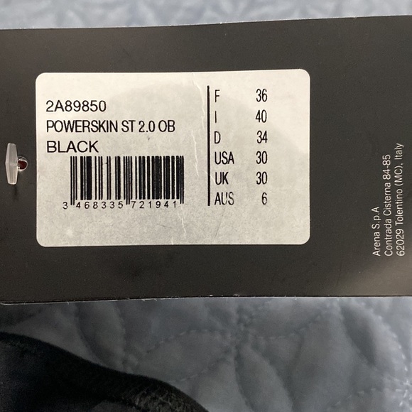 *BRAND NEW* Arena Powerskin ST 2.0 racing swimsuit size 30 women with box - Picture 6 of 8